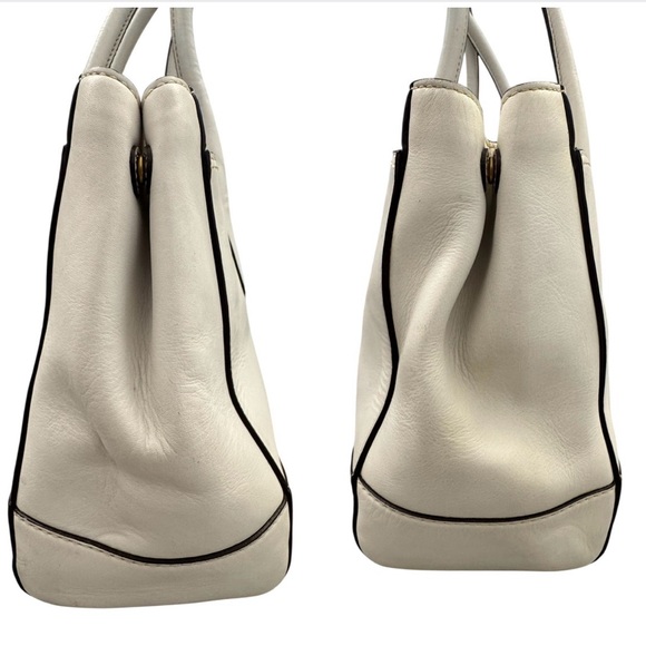 Coach White Leather Coach Hamptons Madeline Tote Handbag  Y2K 11554 **READ** - Picture 4 of 11